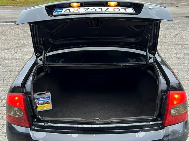 Чорний ВАЗ Priora, об'ємом двигуна 1.6 л та пробігом 156 тис. км за 2300 $, фото 13 на Automoto.ua