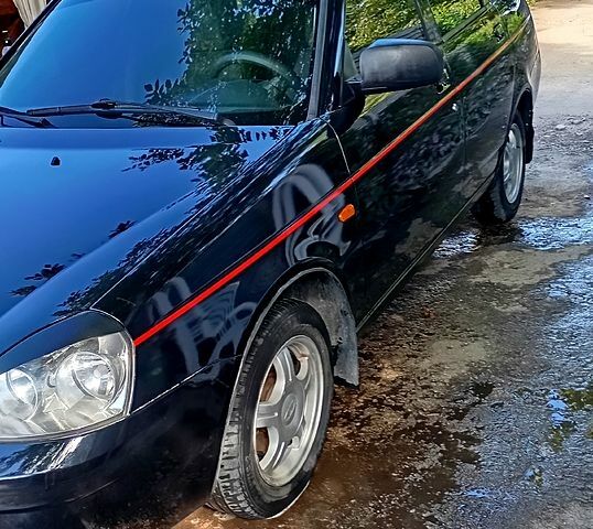 Чорний ВАЗ Priora, об'ємом двигуна 1.6 л та пробігом 160 тис. км за 2600 $, фото 2 на Automoto.ua