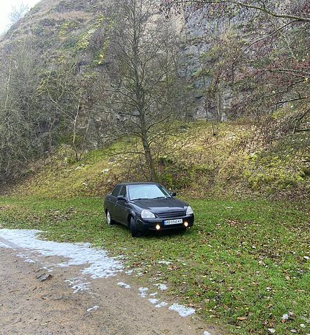 Черный ВАЗ Priora, объемом двигателя 1.6 л и пробегом 135 тыс. км за 3300 $, фото 8 на Automoto.ua