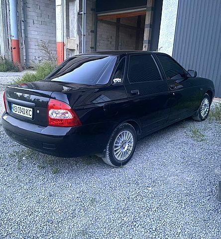 Черный ВАЗ Priora, объемом двигателя 1.6 л и пробегом 135 тыс. км за 3300 $, фото 7 на Automoto.ua