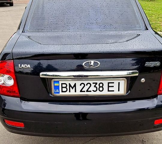 Черный ВАЗ Priora, объемом двигателя 1.6 л и пробегом 303 тыс. км за 3900 $, фото 4 на Automoto.ua