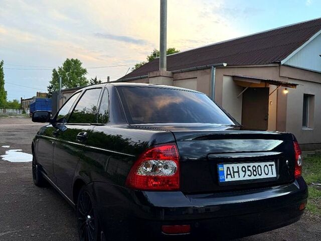 Черный ВАЗ Priora, объемом двигателя 1.6 л и пробегом 165 тыс. км за 2800 $, фото 3 на Automoto.ua