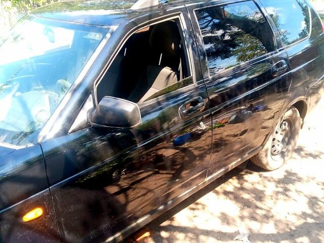 Чорний ВАЗ Priora, об'ємом двигуна 1.6 л та пробігом 236 тис. км за 1850 $, фото 1 на Automoto.ua