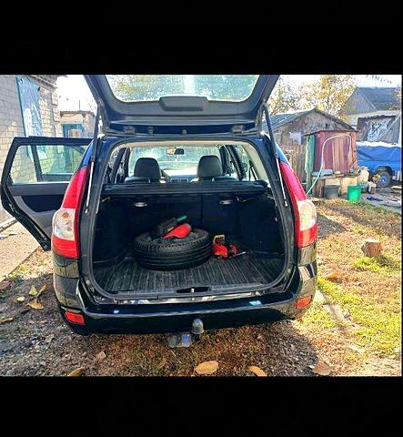 Черный ВАЗ Priora, объемом двигателя 1.6 л и пробегом 96 тыс. км за 3900 $, фото 5 на Automoto.ua