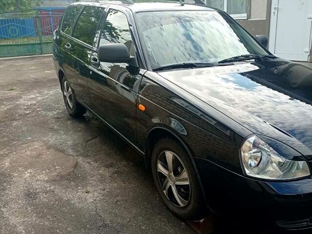 Черный ВАЗ Priora, объемом двигателя 1.6 л и пробегом 68 тыс. км за 4500 $, фото 2 на Automoto.ua