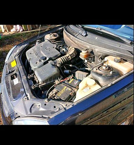 Черный ВАЗ Priora, объемом двигателя 1.6 л и пробегом 96 тыс. км за 3900 $, фото 4 на Automoto.ua