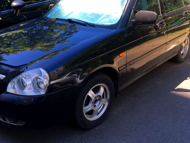 Черный ВАЗ Priora, объемом двигателя 1.6 л и пробегом 163 тыс. км за 2380 $, фото 2 на Automoto.ua