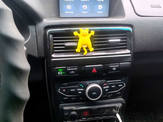 Коричневый ВАЗ Priora, объемом двигателя 1.6 л и пробегом 280 тыс. км за 3800 $, фото 4 на Automoto.ua