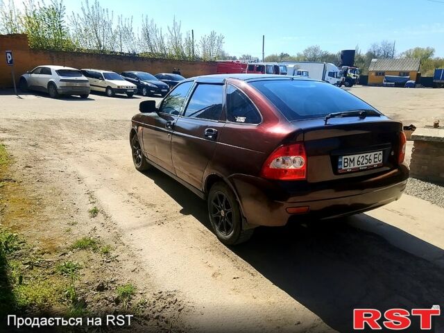 Червоний ВАЗ Priora, об'ємом двигуна 1.6 л та пробігом 182 тис. км за 2000 $, фото 5 на Automoto.ua