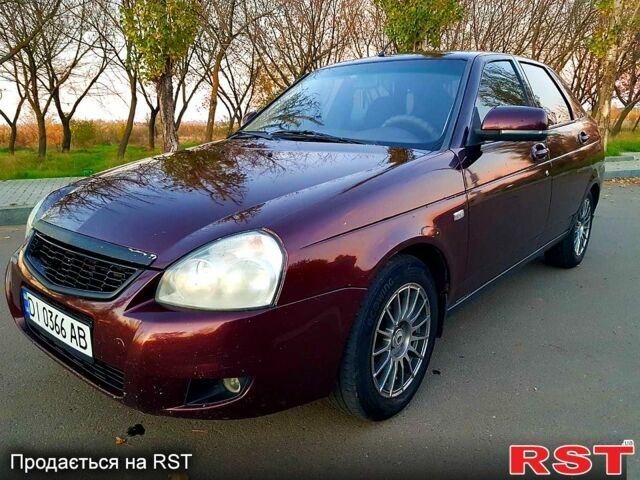 Красный ВАЗ Priora, объемом двигателя 1.6 л и пробегом 118 тыс. км за 3900 $, фото 5 на Automoto.ua