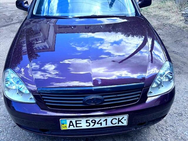 Красный ВАЗ Priora, объемом двигателя 1.6 л и пробегом 450 тыс. км за 2700 $, фото 7 на Automoto.ua