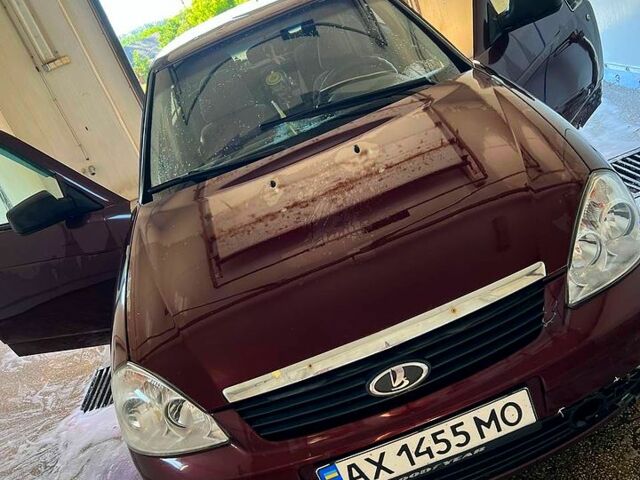 Червоний ВАЗ Priora, об'ємом двигуна 1.6 л та пробігом 300 тис. км за 1200 $, фото 8 на Automoto.ua