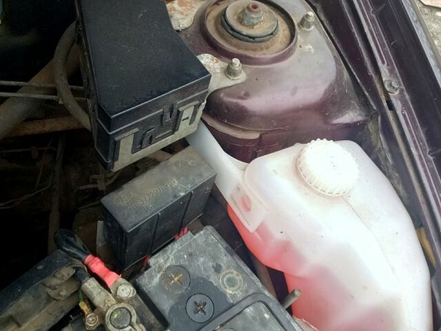 Красный ВАЗ Priora, объемом двигателя 1.6 л и пробегом 190 тыс. км за 4000 $, фото 7 на Automoto.ua