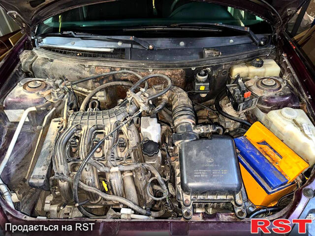 Красный ВАЗ Priora, объемом двигателя 1.6 л и пробегом 250 тыс. км за 3200 $, фото 8 на Automoto.ua