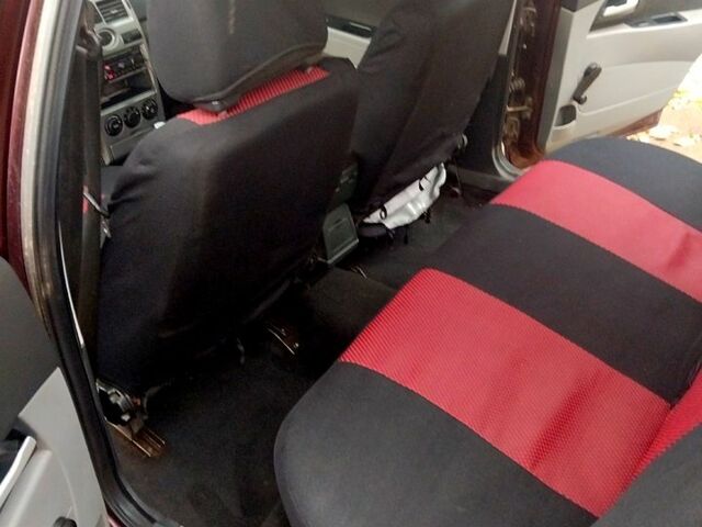 Червоний ВАЗ Priora, об'ємом двигуна 1.6 л та пробігом 109 тис. км за 3500 $, фото 6 на Automoto.ua