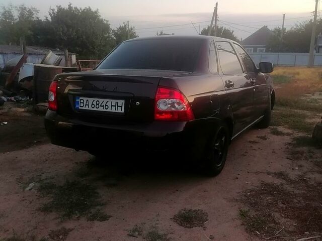 Червоний ВАЗ Priora, об'ємом двигуна 1.6 л та пробігом 195 тис. км за 2850 $, фото 5 на Automoto.ua