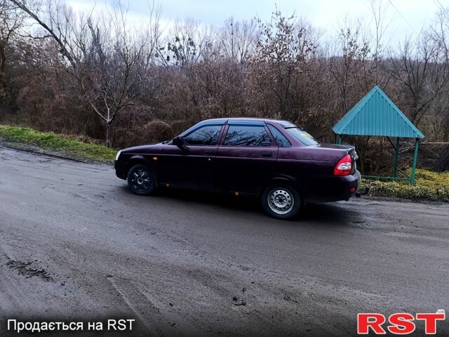 Красный ВАЗ Priora, объемом двигателя 1.6 л и пробегом 78 тыс. км за 3300 $, фото 3 на Automoto.ua
