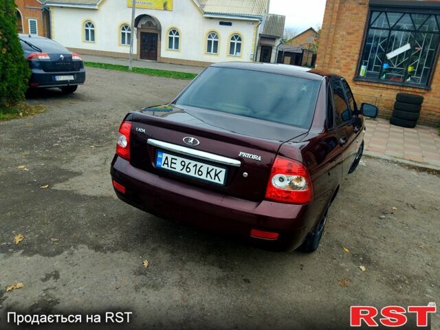 Червоний ВАЗ Priora, об'ємом двигуна 1.6 л та пробігом 109 тис. км за 3500 $, фото 3 на Automoto.ua