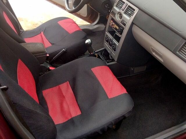 Червоний ВАЗ Priora, об'ємом двигуна 1.6 л та пробігом 109 тис. км за 3500 $, фото 8 на Automoto.ua