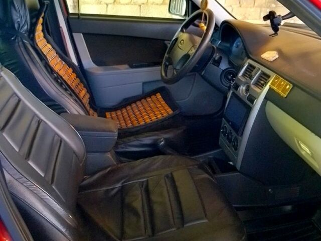 Красный ВАЗ Priora, объемом двигателя 1.6 л и пробегом 150 тыс. км за 2900 $, фото 2 на Automoto.ua
