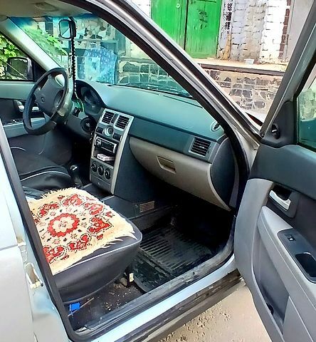 ВАЗ Priora, объемом двигателя 1.6 л и пробегом 120 тыс. км за 3300 $, фото 3 на Automoto.ua