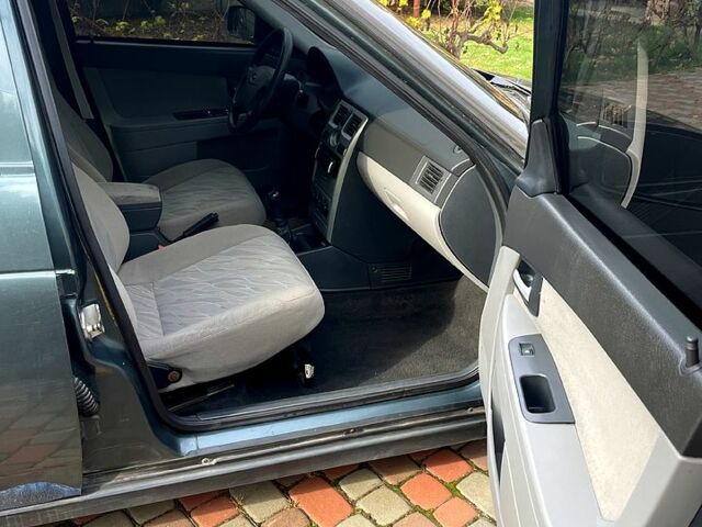 ВАЗ Priora, объемом двигателя 1.6 л и пробегом 211 тыс. км за 1900 $, фото 11 на Automoto.ua