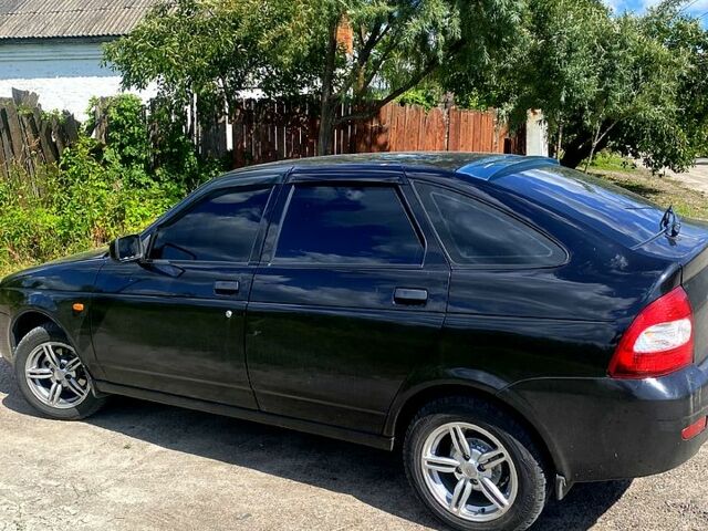 ВАЗ Priora, объемом двигателя 1.6 л и пробегом 180 тыс. км за 2250 $, фото 1 на Automoto.ua