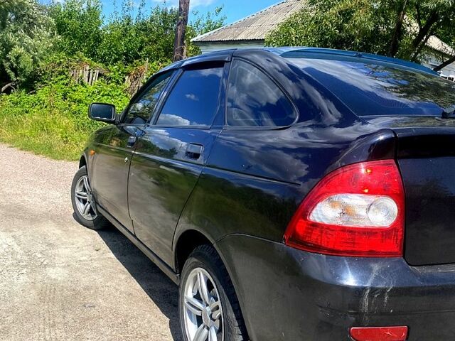 ВАЗ Priora, объемом двигателя 1.6 л и пробегом 180 тыс. км за 2250 $, фото 2 на Automoto.ua