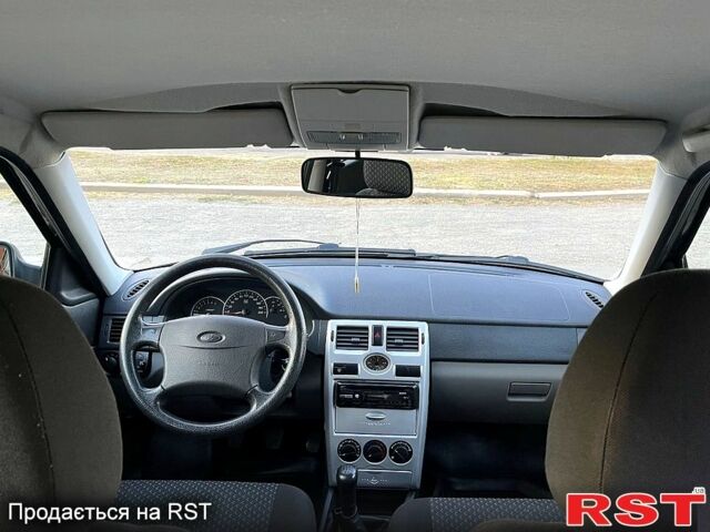 ВАЗ Priora, объемом двигателя 1.6 л и пробегом 75 тыс. км за 3800 $, фото 5 на Automoto.ua