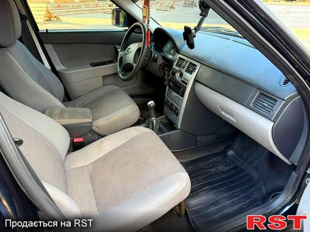 ВАЗ Priora, об'ємом двигуна 1.6 л та пробігом 220 тис. км за 2000 $, фото 4 на Automoto.ua