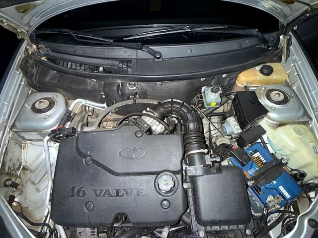 ВАЗ Priora, объемом двигателя 1.6 л и пробегом 40 тыс. км за 4500 $, фото 4 на Automoto.ua