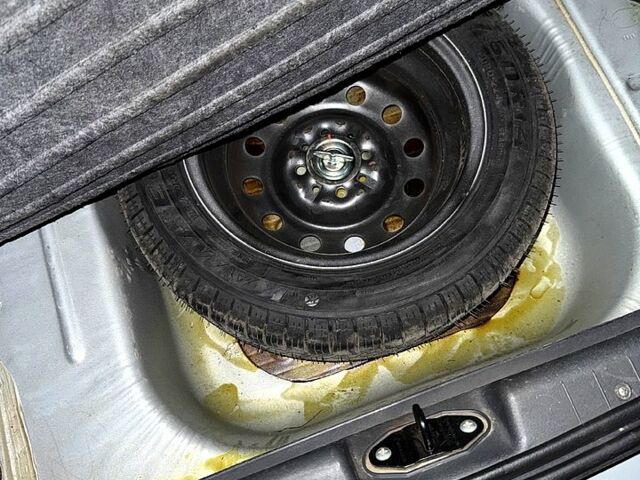 ВАЗ Priora, объемом двигателя 1.6 л и пробегом 40 тыс. км за 4500 $, фото 7 на Automoto.ua