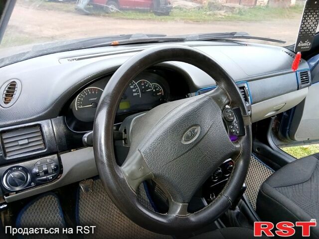ВАЗ Priora, объемом двигателя 1.5 л и пробегом 0 тыс. км за 2500 $, фото 4 на Automoto.ua