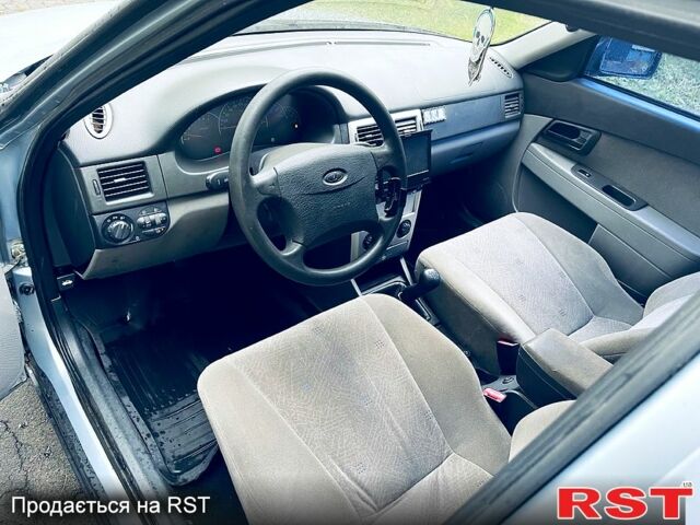 ВАЗ Priora, объемом двигателя 1.6 л и пробегом 159 тыс. км за 1450 $, фото 8 на Automoto.ua