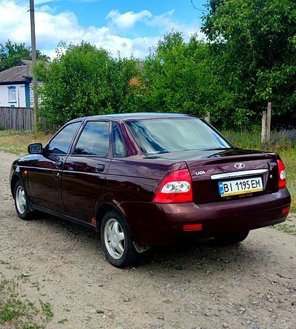 ВАЗ Priora, объемом двигателя 1.6 л и пробегом 199 тыс. км за 1999 $, фото 3 на Automoto.ua