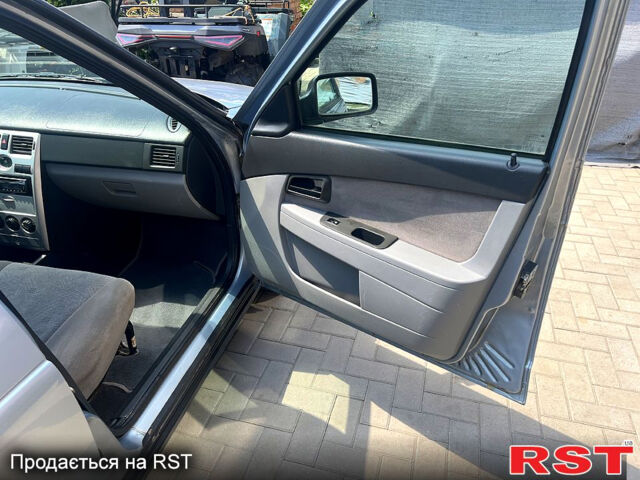 ВАЗ Priora, объемом двигателя 1.6 л и пробегом 82 тыс. км за 3600 $, фото 10 на Automoto.ua