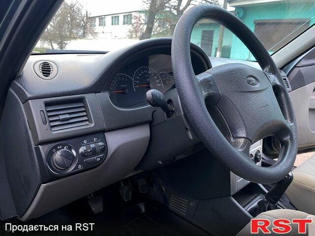 ВАЗ Priora, об'ємом двигуна 1.6 л та пробігом 190 тис. км за 2999 $, фото 8 на Automoto.ua