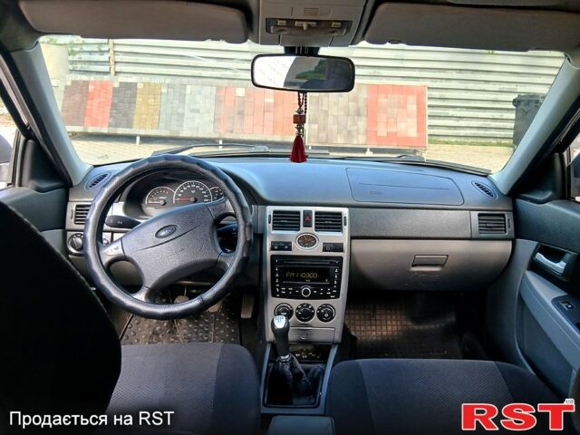 ВАЗ Priora, об'ємом двигуна 1.6 л та пробігом 265 тис. км за 3800 $, фото 4 на Automoto.ua