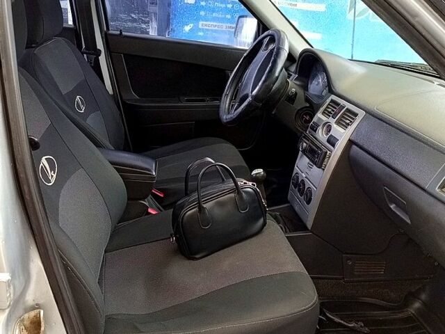 ВАЗ Priora, объемом двигателя 1.6 л и пробегом 255 тыс. км за 2600 $, фото 3 на Automoto.ua