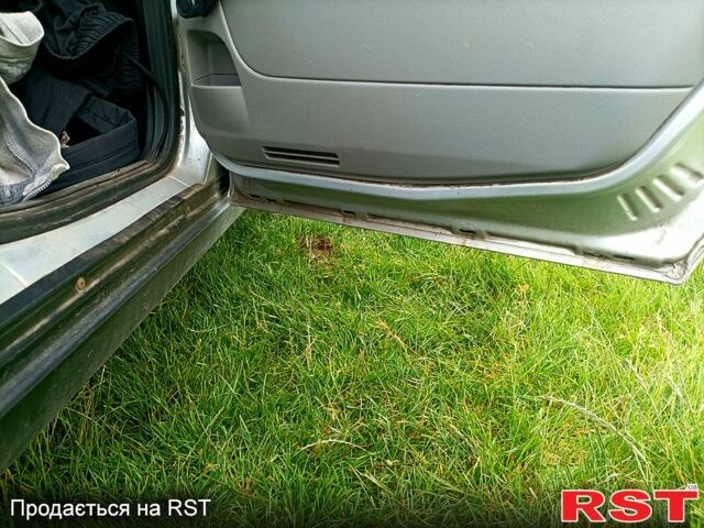 ВАЗ Priora, объемом двигателя 1.6 л и пробегом 157 тыс. км за 3450 $, фото 3 на Automoto.ua