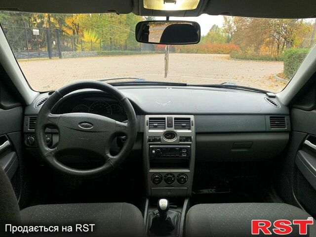 ВАЗ Priora, объемом двигателя 1.6 л и пробегом 292 тыс. км за 2500 $, фото 7 на Automoto.ua