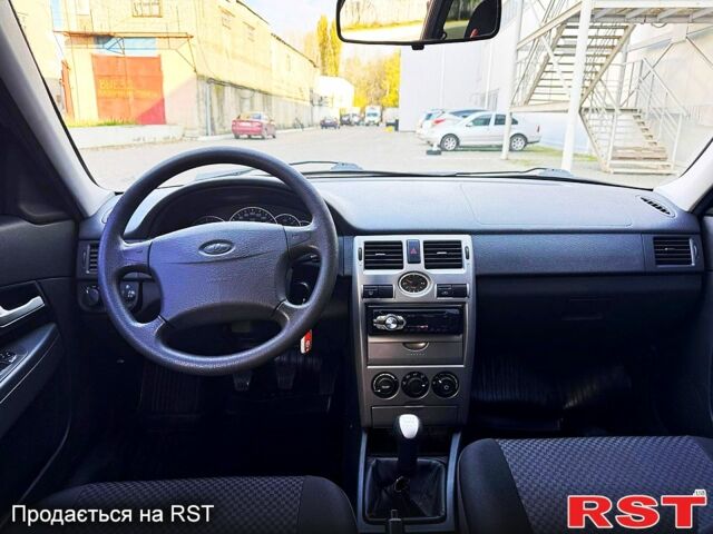 ВАЗ Priora, объемом двигателя 1.6 л и пробегом 53 тыс. км за 4300 $, фото 6 на Automoto.ua