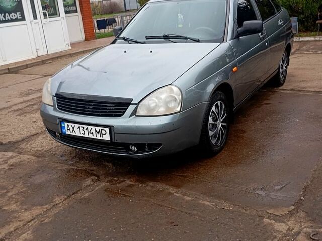 Серый ВАЗ Priora, объемом двигателя 1.6 л и пробегом 190 тыс. км за 2750 $, фото 5 на Automoto.ua