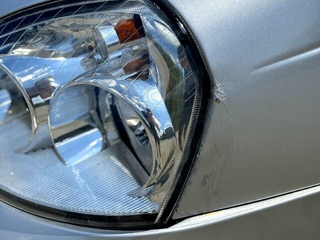 Серый ВАЗ Priora, объемом двигателя 1.6 л и пробегом 191 тыс. км за 2800 $, фото 3 на Automoto.ua