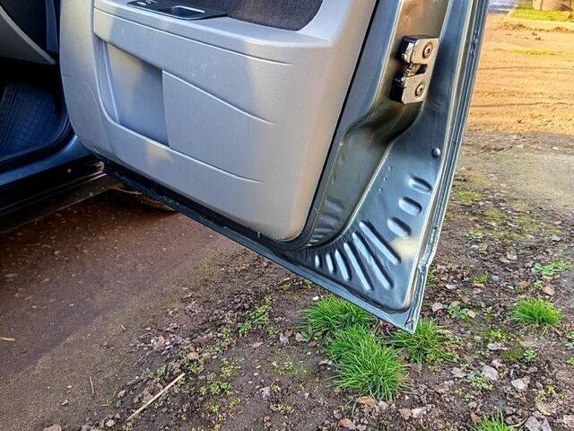 Серый ВАЗ Priora, объемом двигателя 1.6 л и пробегом 116 тыс. км за 3300 $, фото 6 на Automoto.ua