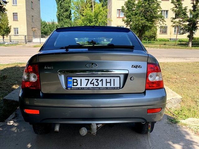Сірий ВАЗ Priora, об'ємом двигуна 1.6 л та пробігом 150 тис. км за 2700 $, фото 3 на Automoto.ua