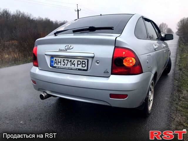 Серый ВАЗ Priora, объемом двигателя 1.6 л и пробегом 150 тыс. км за 1555 $, фото 5 на Automoto.ua