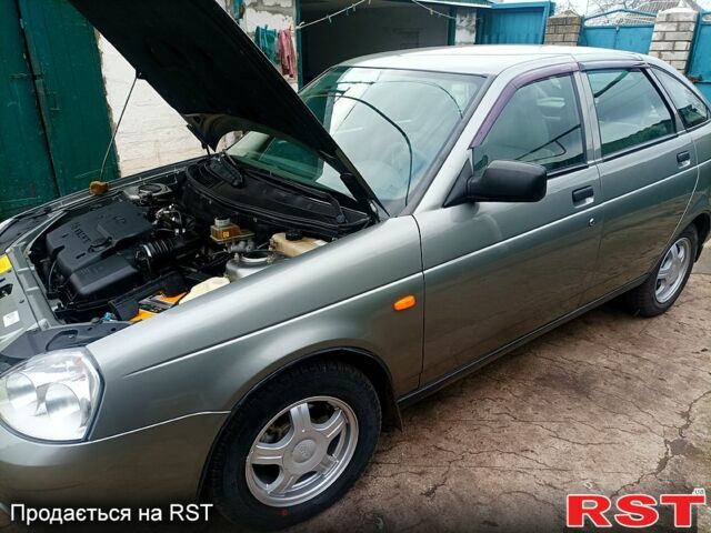 Серый ВАЗ Priora, объемом двигателя 1.6 л и пробегом 47 тыс. км за 4200 $, фото 1 на Automoto.ua