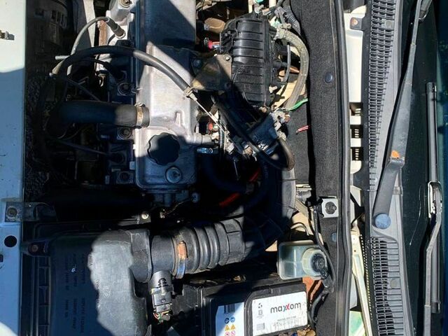 Серый ВАЗ Priora, объемом двигателя 1.6 л и пробегом 130 тыс. км за 1900 $, фото 9 на Automoto.ua