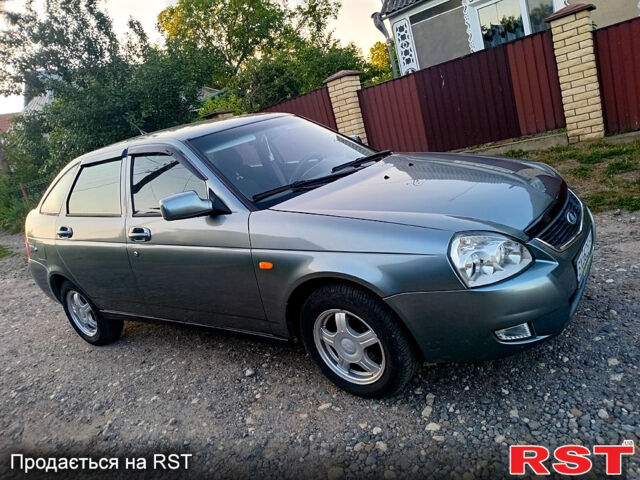 Сірий ВАЗ Priora, об'ємом двигуна 1.6 л та пробігом 192 тис. км за 2350 $, фото 6 на Automoto.ua